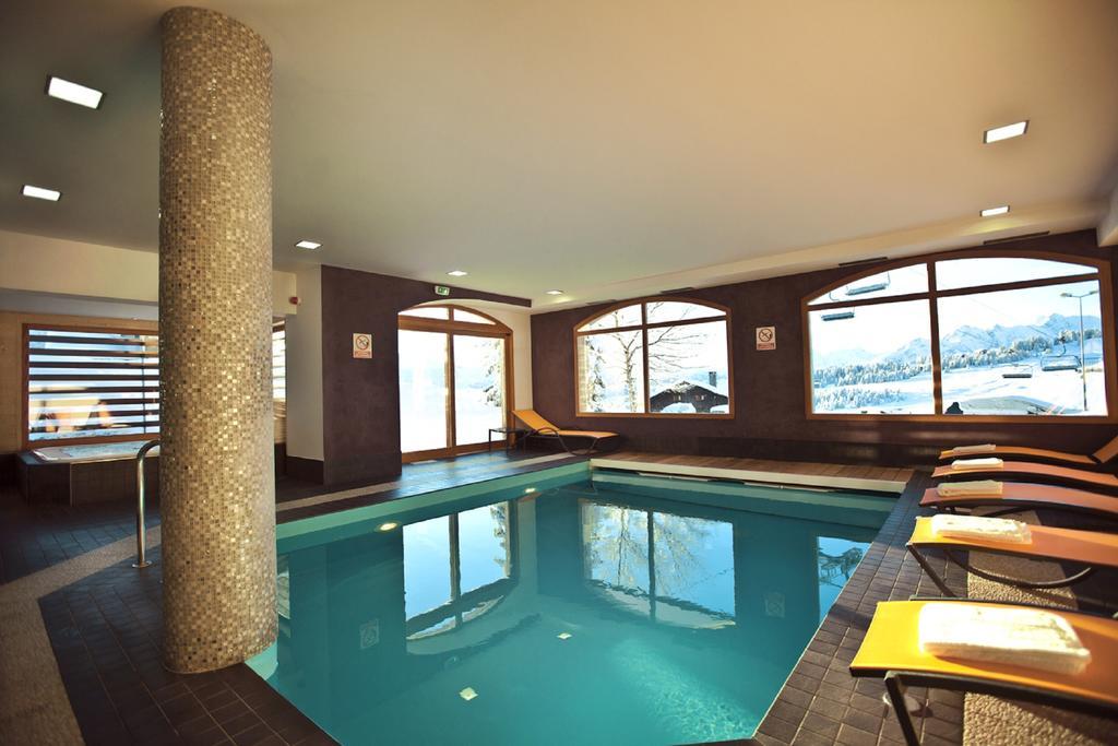 Le Calgary Hotel Les Saisies Kültér fotó