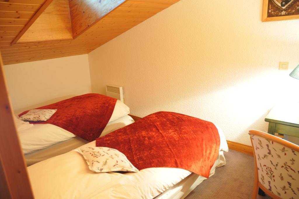 Le Calgary Hotel Les Saisies Szoba fotó