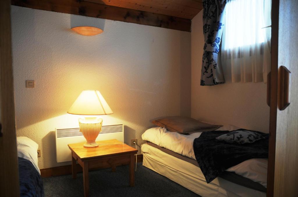 Le Calgary Hotel Les Saisies Szoba fotó